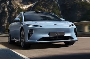 NIO ET5