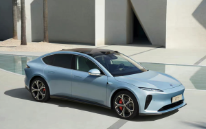 NIO ET5